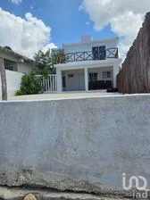 NEX-279662 - Casa en Venta, con 3 recamaras, con 3 baños en Chelem, CP 97336, Yucatán.