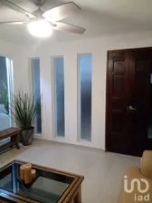 NEX-279683 - Casa en Venta, con 4 recamaras, con 3 baños, con 170 m2 de construcción.