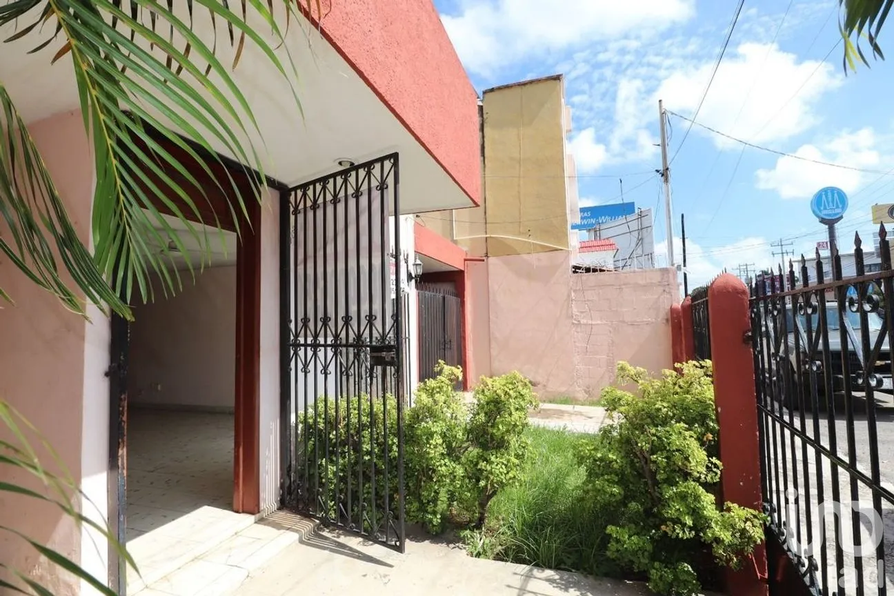 Casa en Venta en Circuito Colonias, Mérida, Yucatán | NEX-279689 | iad México | Foto 2 de 26