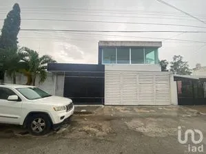 NEX-279690 - Casa en Venta, con 5 recamaras, con 2 baños en Garcia Gineres, CP 97070, Yucatán.