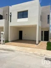 NEX-285027 - Casa en Venta, con 3 recamaras, con 3 baños, con 134.46 m2 de construcción en Tixcacal Opichen, CP 97249, Yucatán.