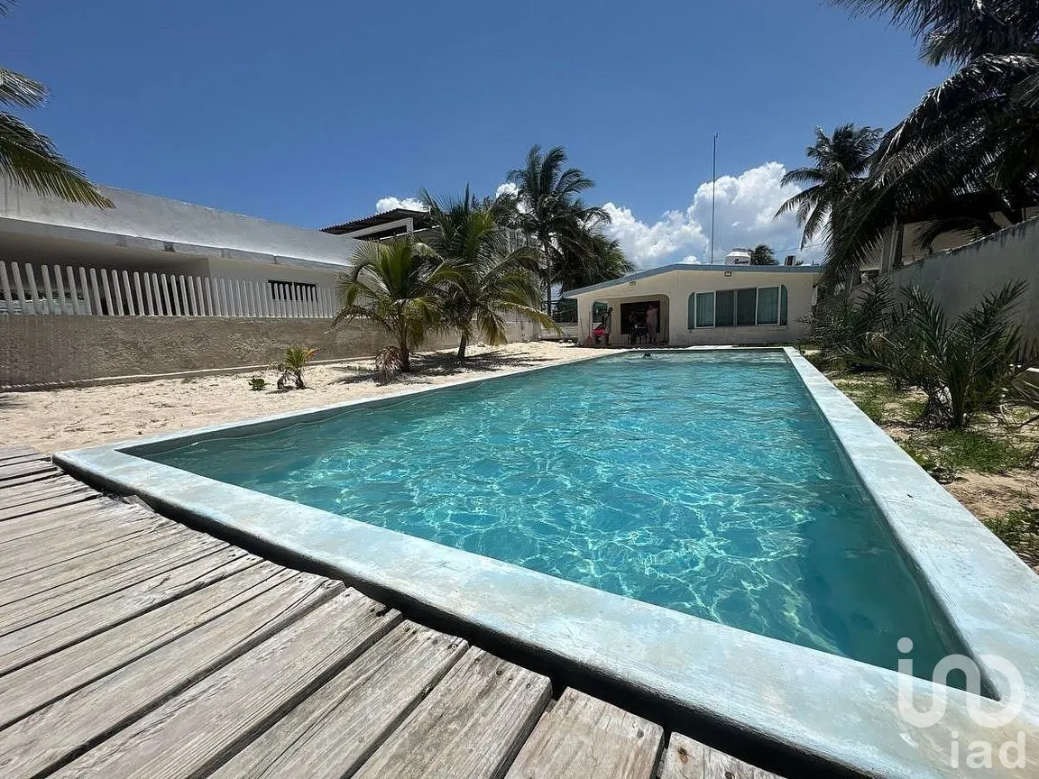 Casa en Venta en Chelem, Progreso, Yucatán | NEX-285033 | iad México | Foto 2 de 14