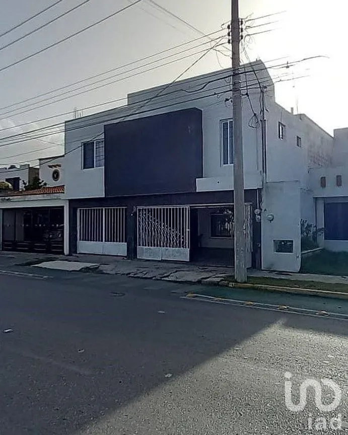 Casa en Venta en Francisco de Montejo, Mérida, Yucatán | NEX-289010 | iad México | Foto 1 de 29