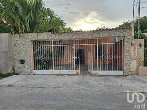 NEX-289017 - Casa en Venta, con 2 recamaras, con 1 baño, con 101 m2 de construcción en Mérida Centro, CP 97000, Yucatán.