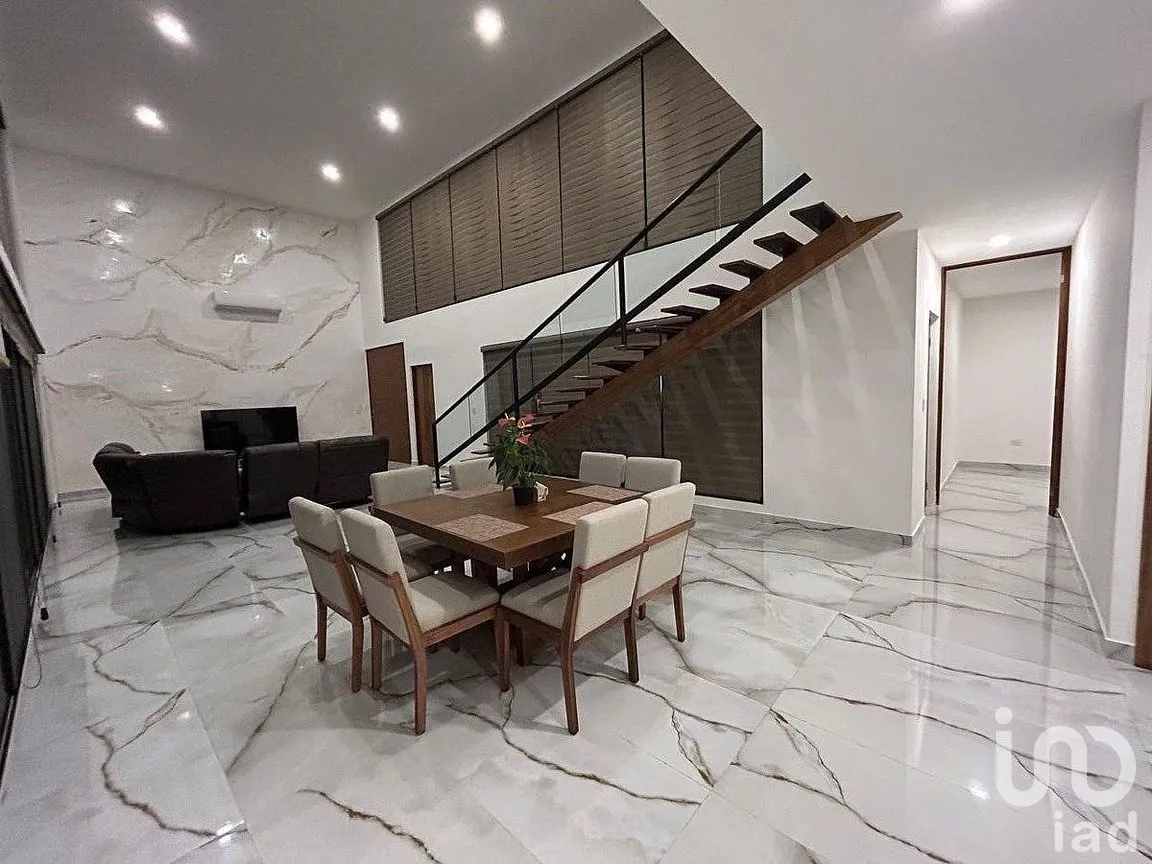 Casa en Venta en Jardines de Rejoyada, Mérida, Yucatán | NEX-289018 | iad México | Foto 4 de 23