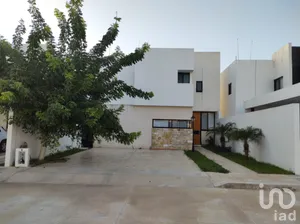 NEX-289042 - Casa en Venta, con 3 recamaras, con 4 baños.