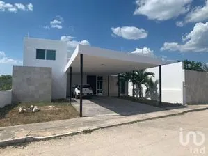 NEX-289046 - Casa en Venta, con 3 recamaras, con 3 baños, con 343 m2 de construcción en Dzityá, CP 97302, Yucatán.
