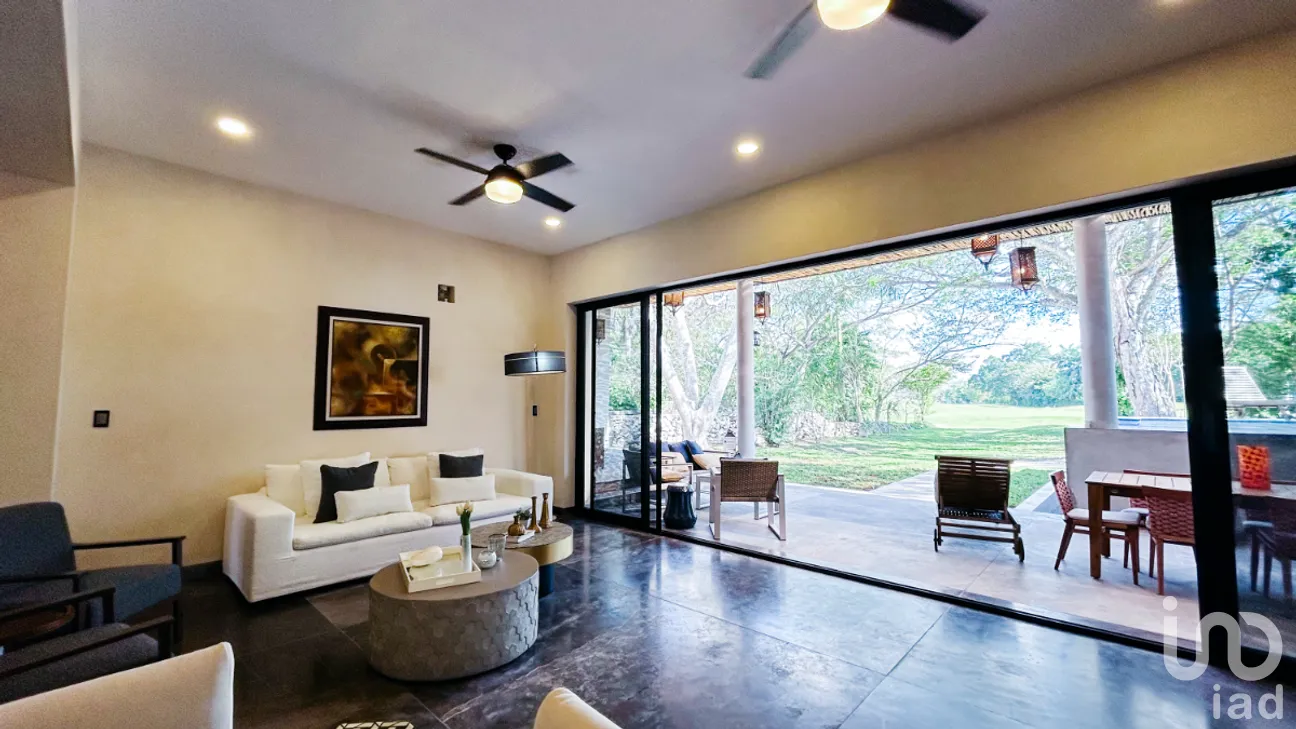 Casa en Venta en Club de Golf La Ceiba, Mérida, Yucatán | NEX-289048 | iad México | Foto 3 de 6