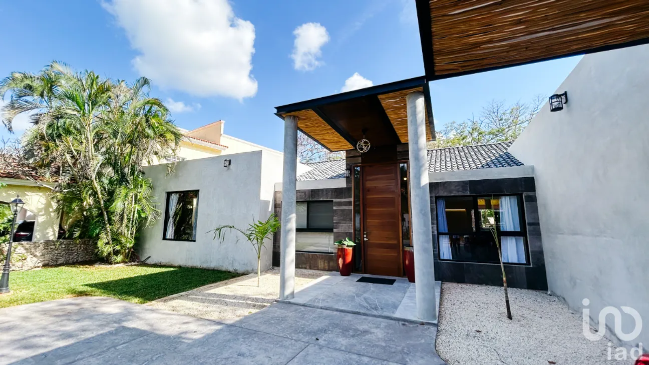 Casa en Venta en Club de Golf La Ceiba, Mérida, Yucatán | NEX-289048 | iad México | Foto 1 de 6