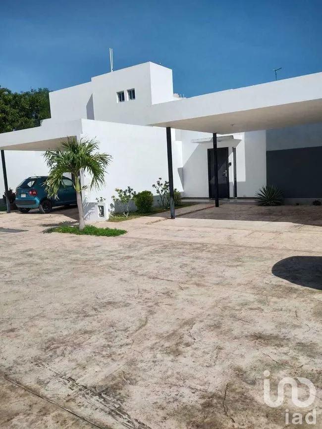 Casa en Venta en Royal del Parque, Mérida, Yucatán | NEX-289054 | iad México | Foto 1 de 10