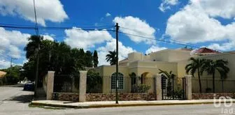 NEX-289062 - Casa en Venta, con 3 recamaras, con 2 baños, con 388.91 m2 de construcción.