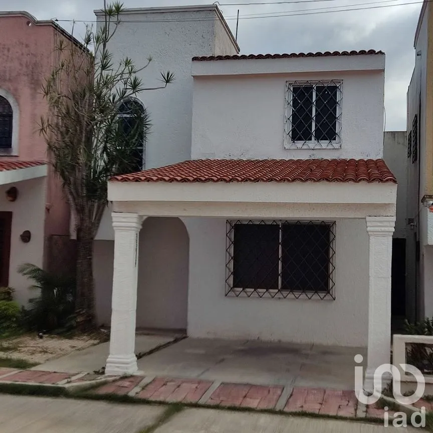 Casa en Venta en San Antonio Cucul, Mérida, Yucatán | NEX-289102 | iad México | Foto 1 de 17