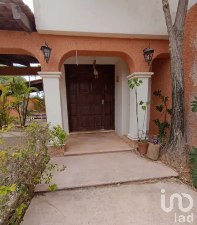 Casa en Venta en Loma Bonita, Mérida, Yucatán | NEX-289117 | iad México | Foto 1 de 17
