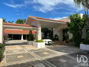 NEX-289134 - Casa en Venta, con 6 recamaras, con 10 baños, con 1250 m2 de construcción en Monterreal, CP 97133, Yucatán.