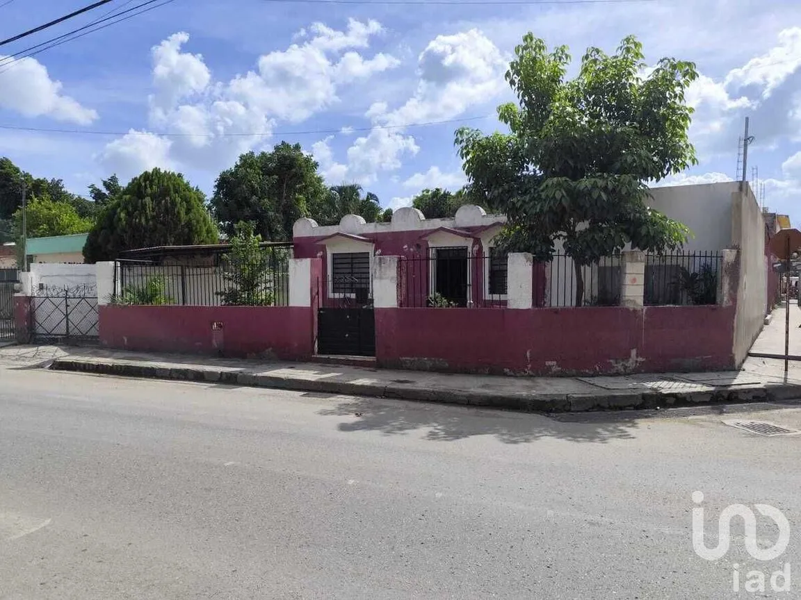 Casa en Venta en Mérida Centro, Mérida, Yucatán | NEX-289160 | iad México | Foto 1 de 18