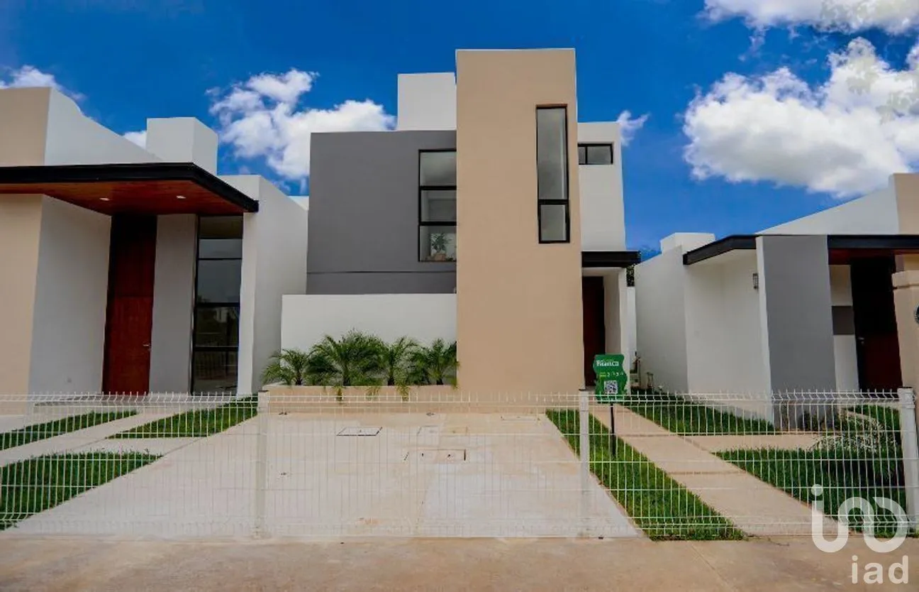 Casa en Venta en Cholul, Mérida, Yucatán | NEX-289231 | iad México | Foto 1 de 10