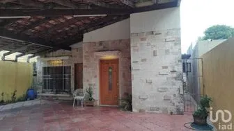NEX-289265 - Casa en Venta, con 3 recamaras, con 3 baños, con 156.69 m2 de construcción en Miguel Alemán, CP 97148, Yucatán.
