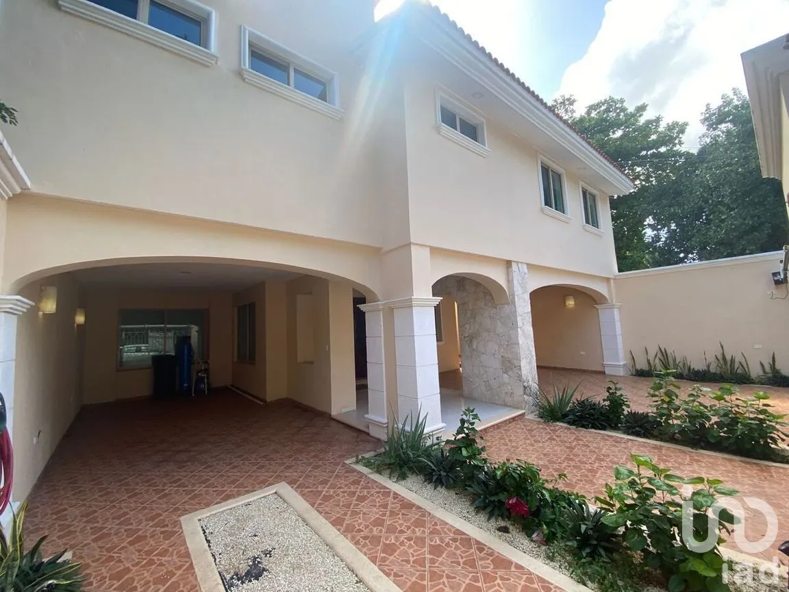 Casa en Venta en Felipe Carrillo Puerto Nte, Mérida, Yucatán | NEX-289316 | iad México | Foto 3 de 37