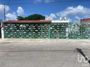 NEX-289320 - Casa en Venta, con 3 recamaras, con 2 baños en Campestre, CP 97120, Yucatán.