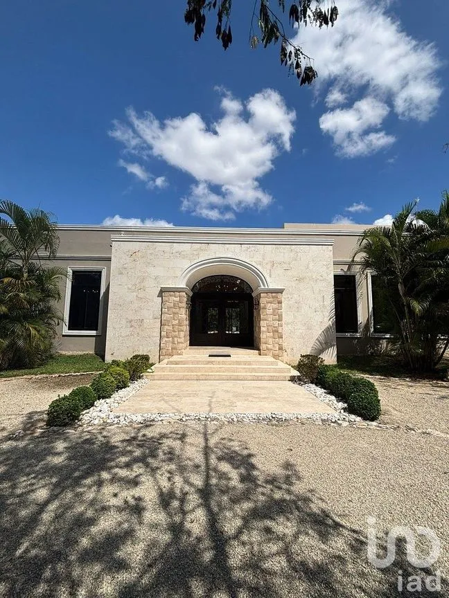 Casa en Venta en Dzibilchaltún, Mérida, Yucatán | NEX-291482 | iad México | Foto 1 de 47