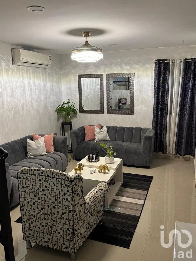 Casa en Venta en Villas Cholul, Mérida, Yucatán | NEX-292911 | iad México | Foto 3 de 21