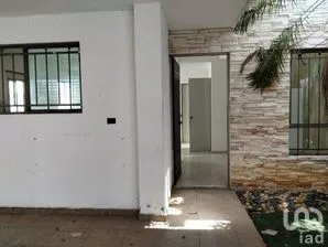 NEX-293854 - Casa en Venta, con 3 recamaras, con 3 baños, con 160 m2 de construcción en Las Américas, CP 97302, Yucatán.