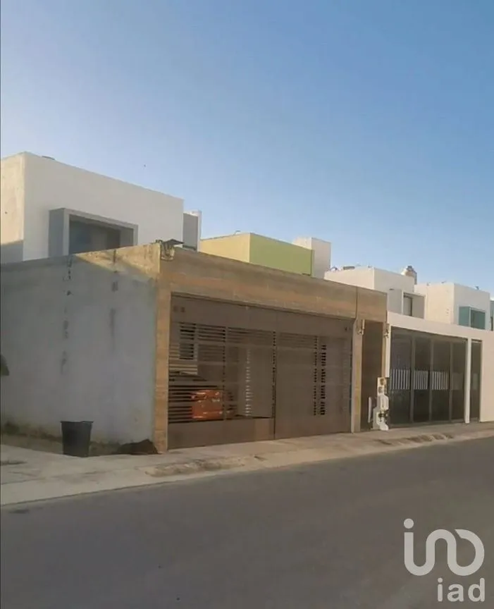Casa en Venta en Floresta, Mérida, Yucatán | NEX-294492 | iad México | Foto 1 de 25