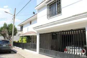 NEX-276423 - Casa en Venta, con 4 recamaras, con 3 baños, con 256.28 m2 de construcción en Universitaria, CP 78290, San Luis Potosí.