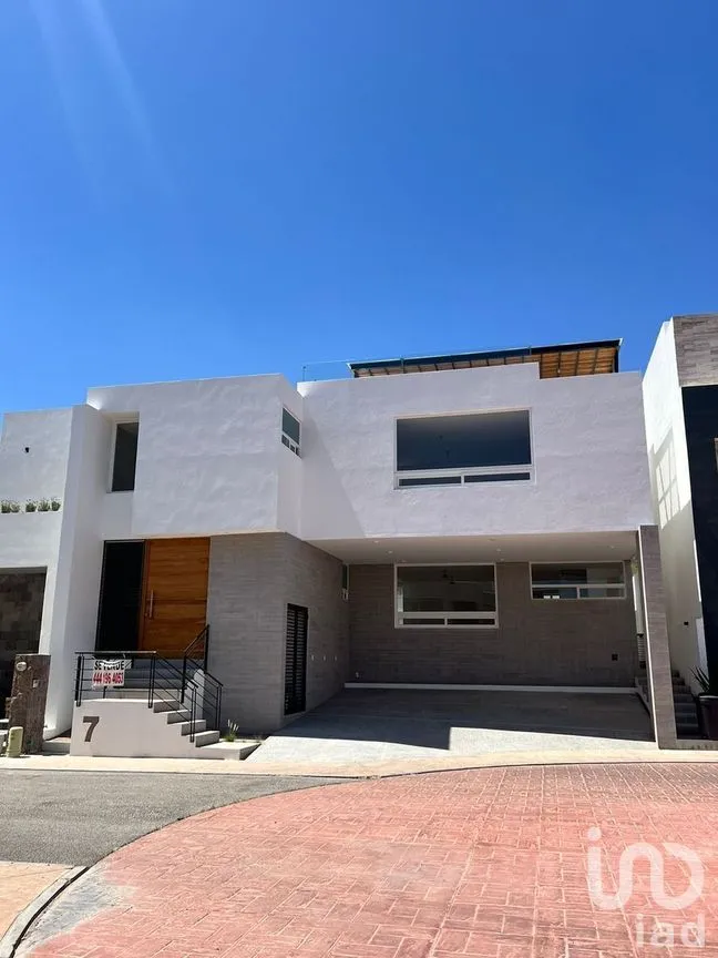 Casa en Venta en Club de Golf la Loma, San Luis Potosí, San Luis Potosí | NEX-284691 | iad México | Foto 1 de 25