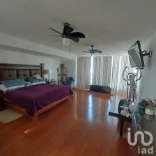 NEX-290334 - Casa en Venta, con 5 recamaras, con 3 baños, con 520 m2 de construcción en Miravalle, CP 78214, San Luis Potosí.