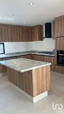 NEX-290338 - Casa en Venta, con 3 recamaras, con 3 baños, con 228.71 m2 de construcción en Las Mercedes, CP 78394, San Luis Potosí.