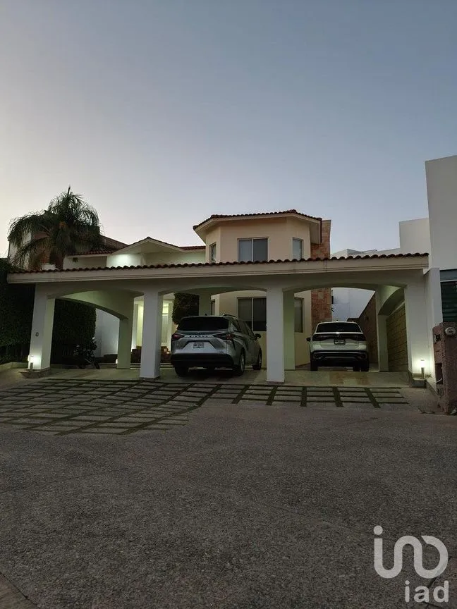 Casa en Renta en Villantigua, San Luis Potosí, San Luis Potosí | NEX-292389 | iad México | Foto 5 de 41