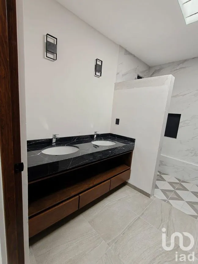 Casa en Venta en Club de Golf la Loma, San Luis Potosí, San Luis Potosí | NEX-294661 | iad México | Foto 3 de 15