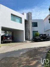 NEX-295272 - Casa en Venta, con 3 recamaras, con 3 baños, con 316 m2 de construcción.