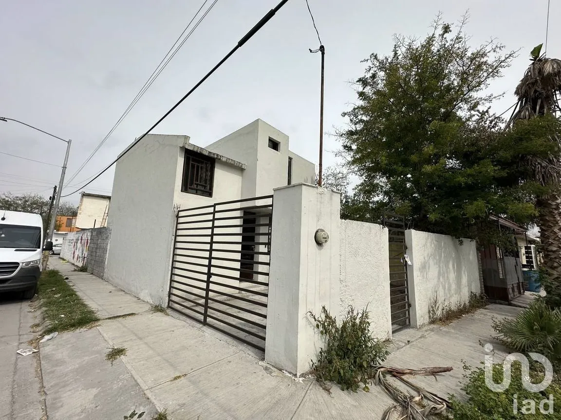 Casa en Venta en Fresnos I, Apodaca, Nuevo León | NEX-227161 | iad México | Foto 3 de 17