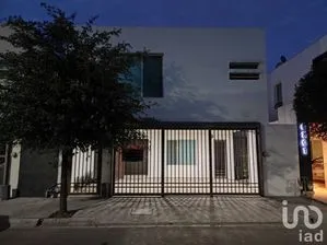 NEX-227177 - Casa en Venta, con 3 recamaras, con 2 baños, con 207 m2 de construcción en Cumbres Santa Clara, CP 64349, Nuevo León.