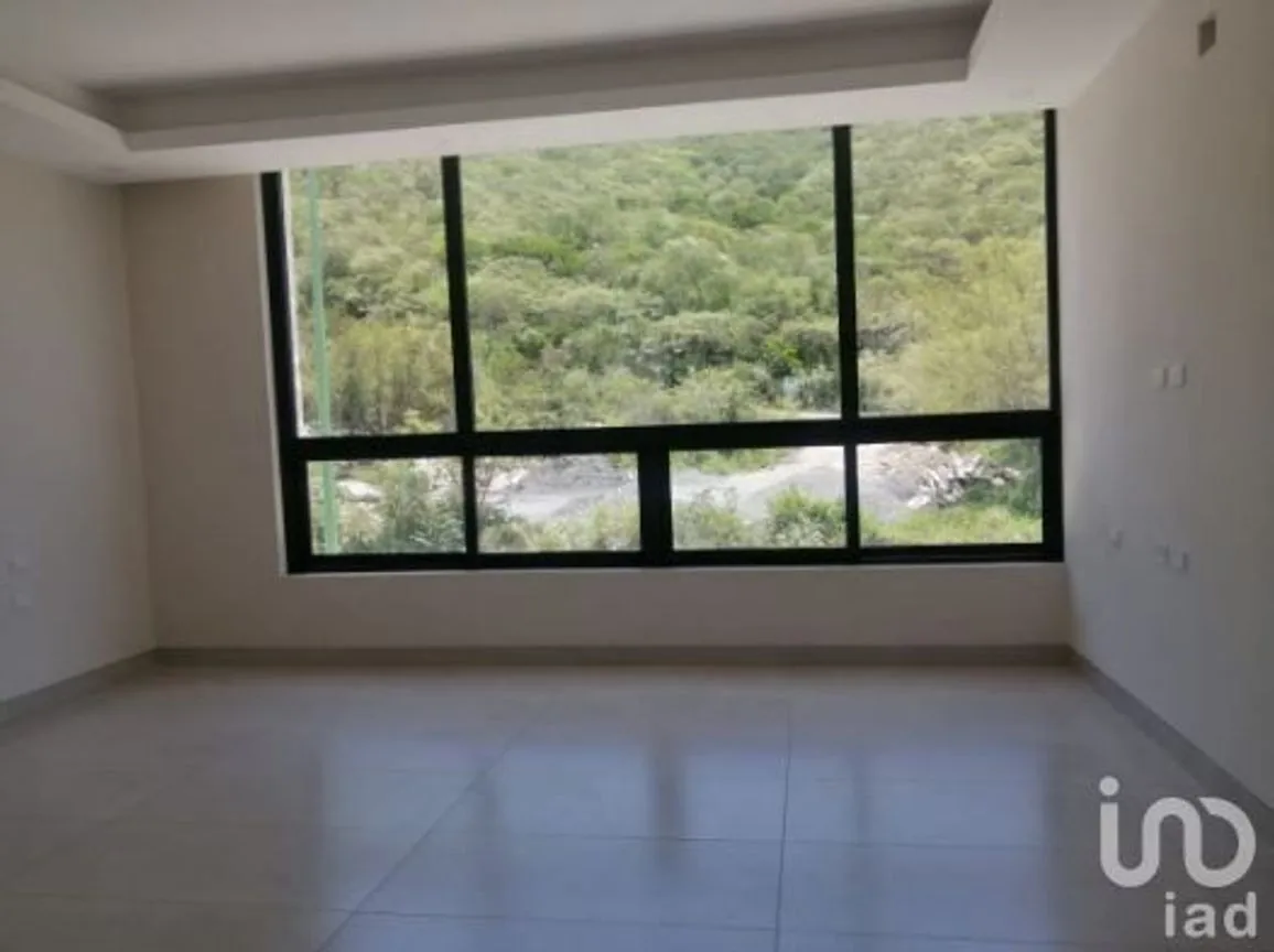Casa en Venta en Contry la Silla, Guadalupe, Nuevo León | NEX-227183 | iad México | Foto 5 de 11