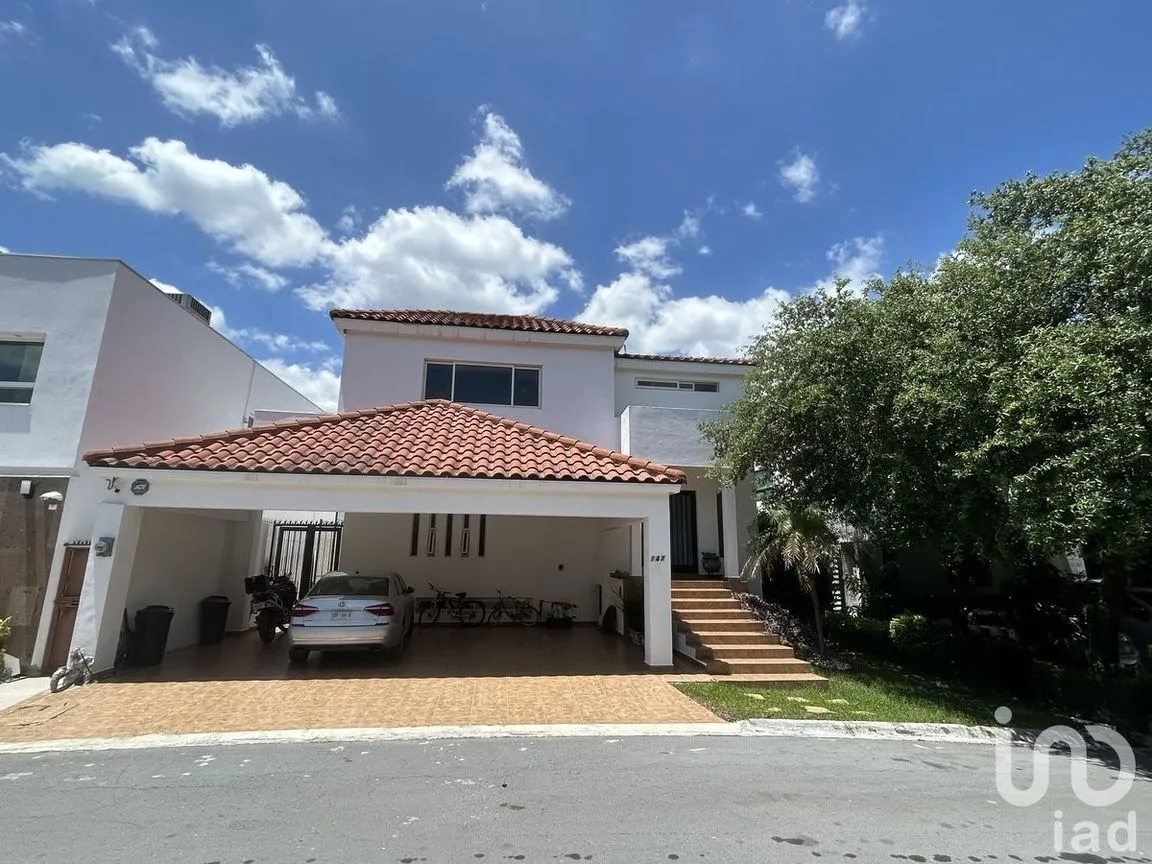 Casa en Renta en El Barro, Monterrey, Nuevo León | NEX-227186 | iad México | Foto 1 de 25