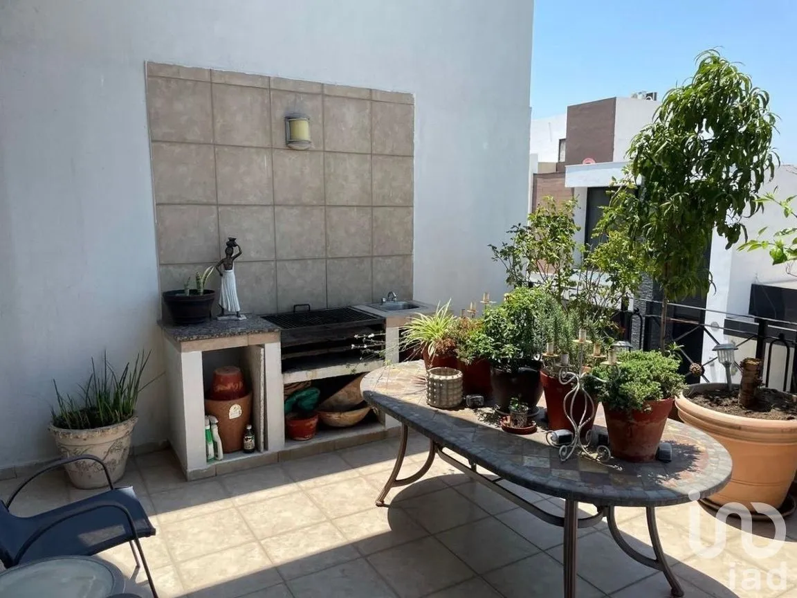 Casa en Venta en Del Valle Oriente, San Pedro Garza García, Nuevo León | NEX-273536 | iad México | Foto 12 de 25