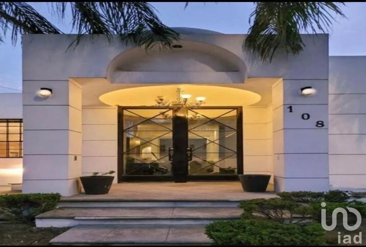 Casa en Venta en Colinas de San Jerónimo, Monterrey, Nuevo León | NEX-273725 | iad México | Foto 2 de 19