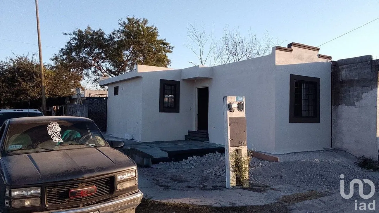 Casa en Venta en Valle Sur, Juárez, Nuevo León | NEX-290742 | iad México | Foto 2 de 2
