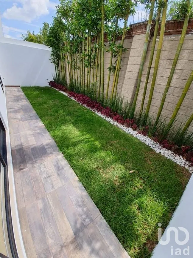 Casa en Venta en Lomas de Angelópolis II, San Andrés Cholula, Puebla | NEX-266587 | iad México | Foto 3 de 21