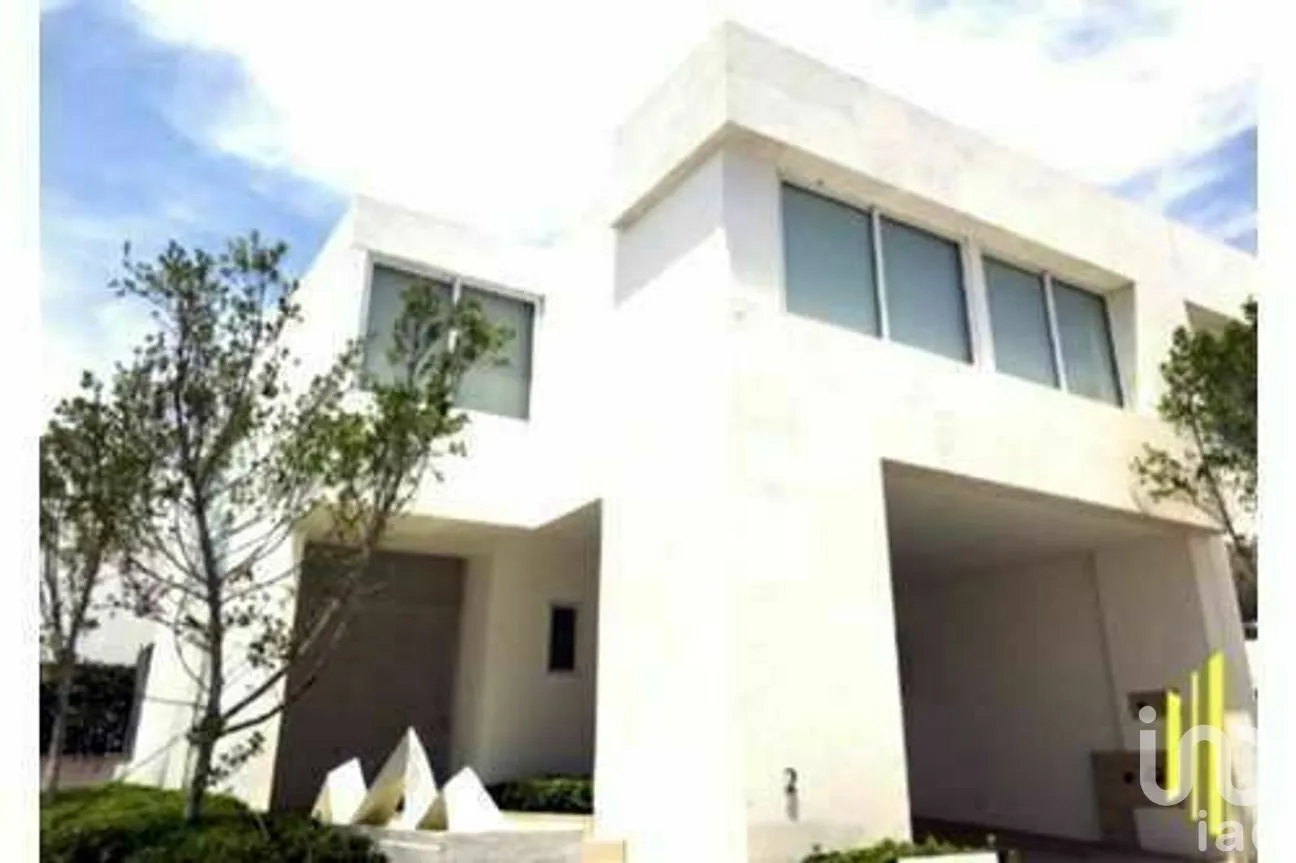 Casa en Venta en Lomas de Angelópolis, San Andrés Cholula, Puebla | NEX-266596 | iad México | Foto 2 de 11