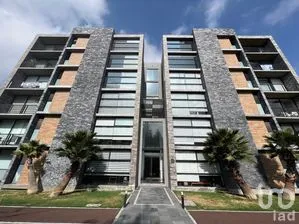 NEX-266621 - Departamento en Venta, con 2 recamaras, con 2 baños, con 111 m2 de construcción en Momoxpan, CP 72754, Puebla.