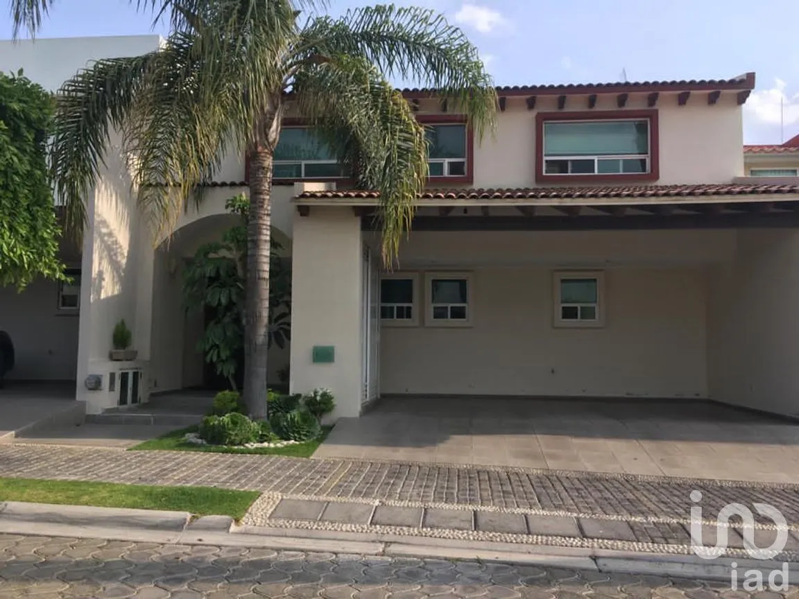 Casa en Venta en Lomas de Angelópolis, San Andrés Cholula, Puebla | NEX-266673 | iad México | Foto 1 de 22
