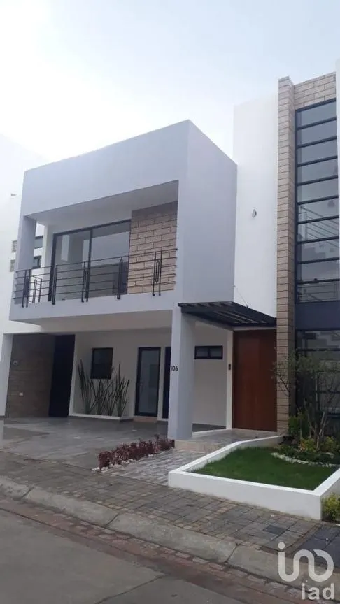 Casa en Venta en Lomas de Angelópolis, San Andrés Cholula, Puebla | NEX-272617 | iad México | Foto 1 de 21