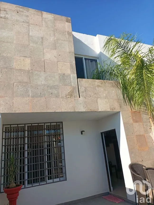 Casa en Venta en Balcones de Juriquilla, Querétaro, Querétaro | NEX-115728 | iad México | Foto 3 de 15