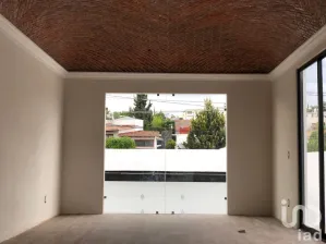 NEX-116362 - Casa en Renta, con 3 recamaras, con 3 baños, con 250 m2 de construcción en Colinas de Juriquilla, CP 76230, Querétaro.