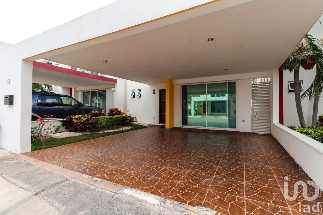 Casa en Venta en Chuburna de Hidalgo, Mérida, Yucatán | NEX-201894 | iad México | Foto 2 de 27