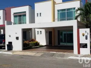 NEX-201894 - Casa en Venta, con 3 recamaras, con 3 baños, con 216.93 m2 de construcción en Chuburna de Hidalgo, CP 97208, Yucatán.